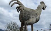 公鸡- atlasobscura.com/place/massive-rooster-sculpture